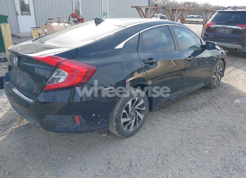 Photo 4 of 2017 Honda Civic EX (VIN 19XFC2F74HE060321)