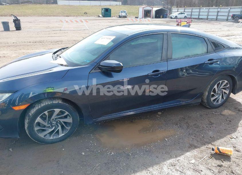 Photo 6 of 2017 Honda Civic EX (VIN 19XFC2F74HE072730)