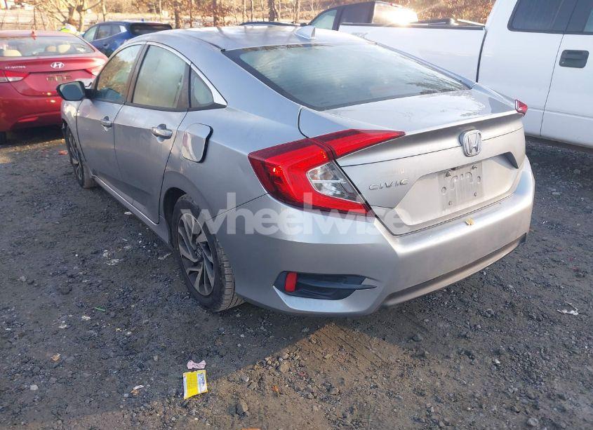 Photo 3 of 2017 Honda Civic EX (VIN 19XFC2F74HE082111)