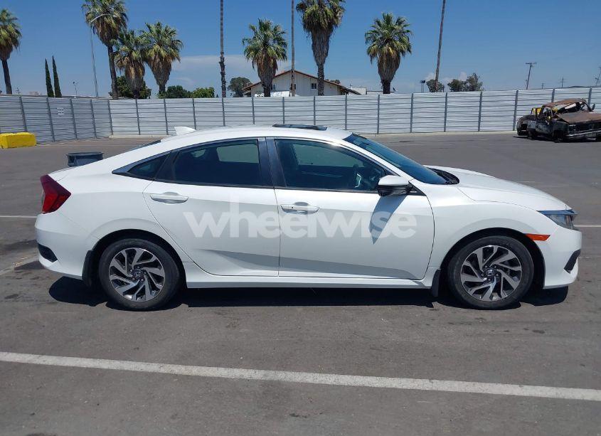 Photo 13 of 2017 Honda Civic EX (VIN 19XFC2F74HE212016)