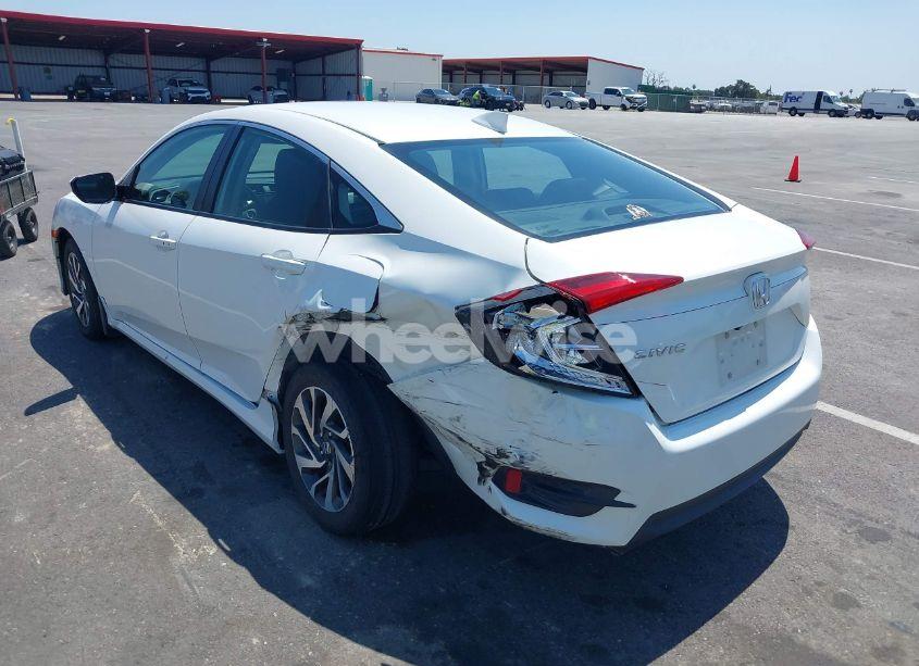 Photo 3 of 2017 Honda Civic EX (VIN 19XFC2F74HE212016)