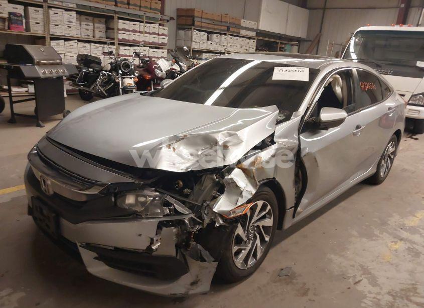 Photo 2 of 2017 Honda Civic EX (VIN 19XFC2F74HE232587)