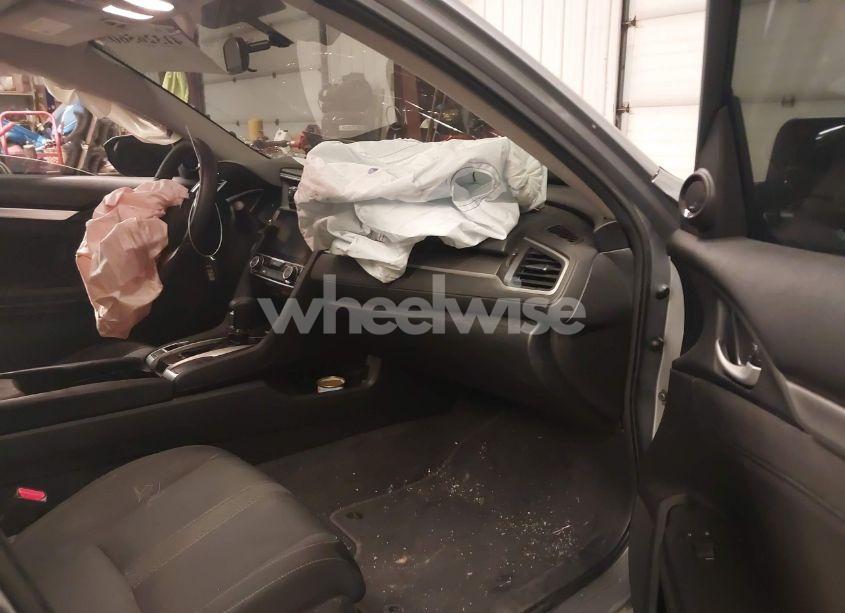 Photo 5 of 2017 Honda Civic EX (VIN 19XFC2F74HE232587)