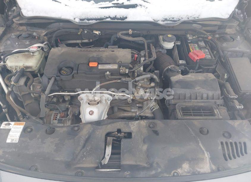 Photo 10 of 2018 Honda Civic EX (VIN 19XFC2F74JE002523)