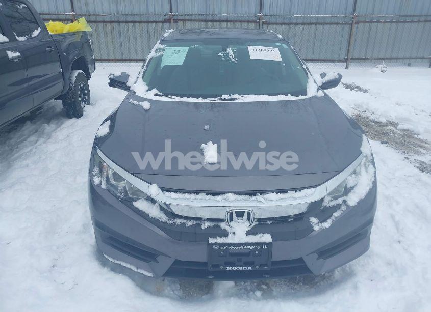 Photo 12 of 2018 Honda Civic EX (VIN 19XFC2F74JE002523)