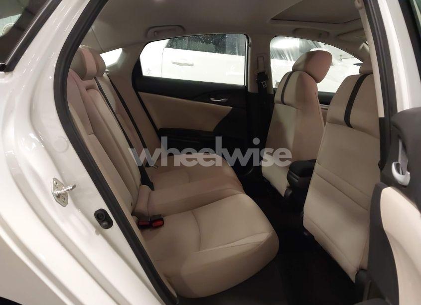 Photo 8 of 2018 Honda Civic EX (VIN 19XFC2F74JE005647)