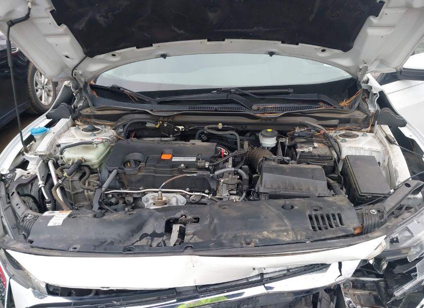 Photo 10 of 2018 Honda Civic EX (VIN 19XFC2F74JE039118)