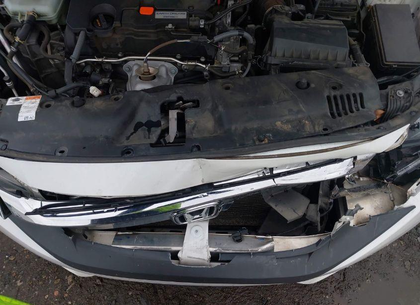 Photo 17 of 2018 Honda Civic EX (VIN 19XFC2F74JE039118)