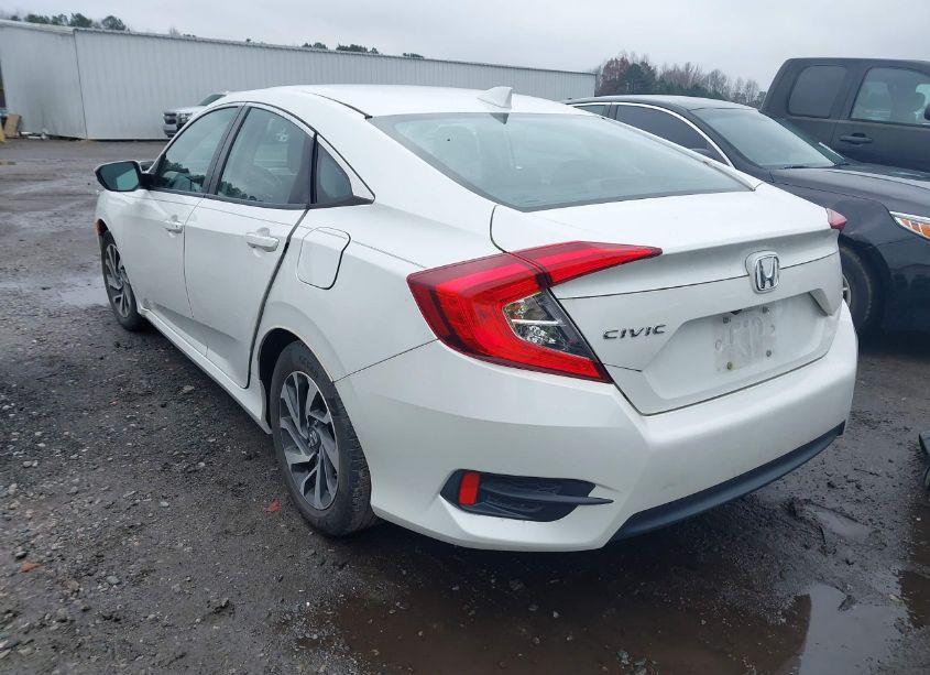 Photo 3 of 2018 Honda Civic EX (VIN 19XFC2F74JE039118)