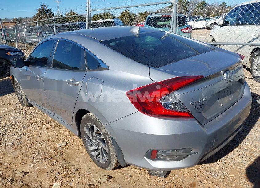 Photo 3 of 2018 Honda Civic EX (VIN 19XFC2F74JE043654)
