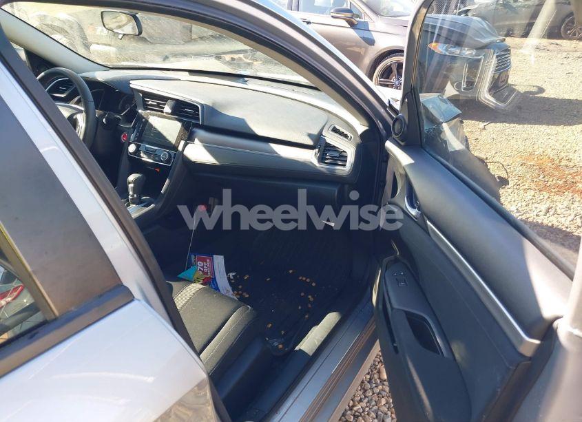 Photo 5 of 2018 Honda Civic EX (VIN 19XFC2F74JE043654)