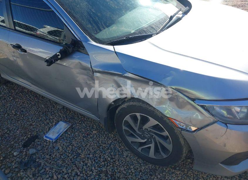 Photo 6 of 2018 Honda Civic EX (VIN 19XFC2F74JE043654)