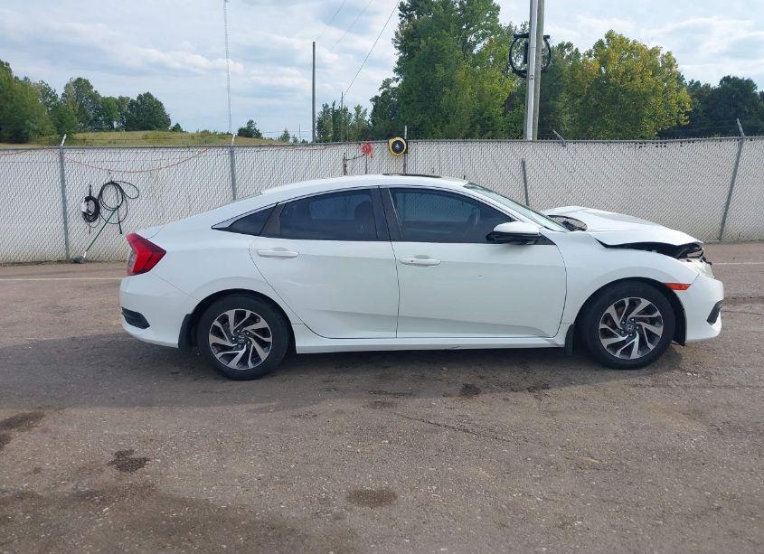 Photo 14 of 2016 Honda Civic EX (VIN 19XFC2F75GE012602)