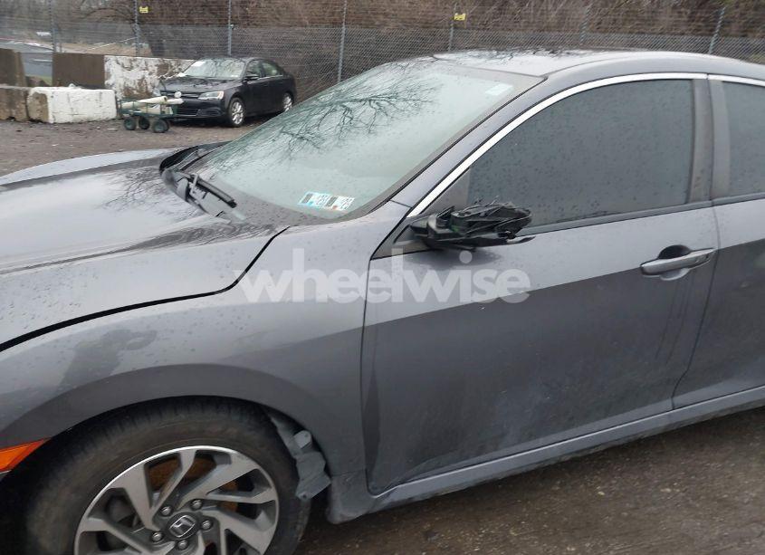 Photo 6 of 2016 Honda Civic EX (VIN 19XFC2F75GE057104)
