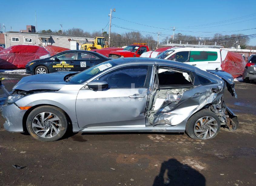 Photo 13 of 2016 Honda Civic EX (VIN 19XFC2F75GE228627)