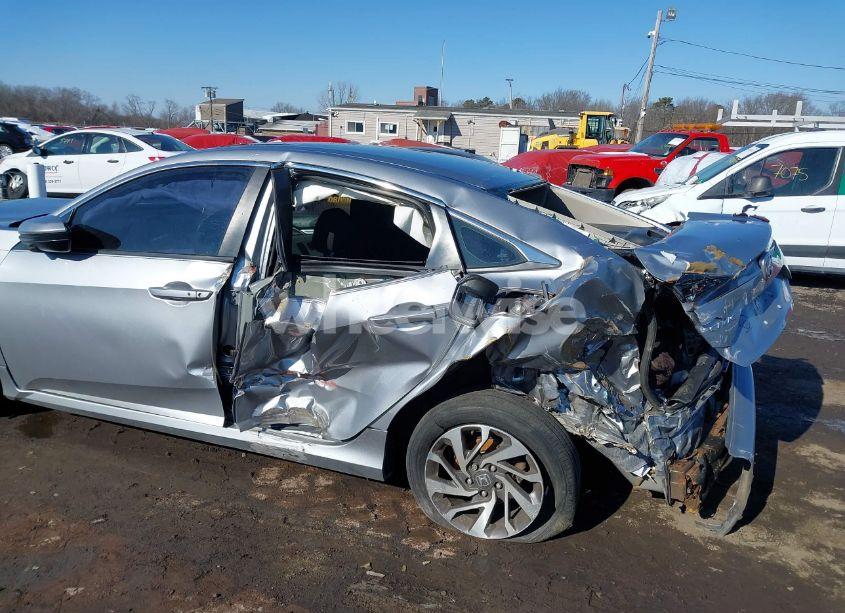Photo 6 of 2016 Honda Civic EX (VIN 19XFC2F75GE228627)
