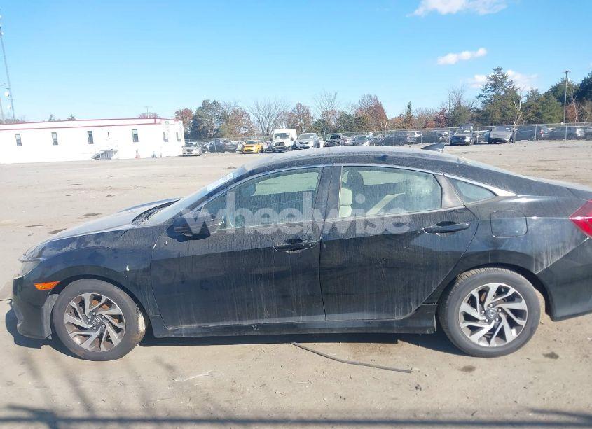 Photo 14 of 2017 Honda Civic EX (VIN 19XFC2F75HE002184)