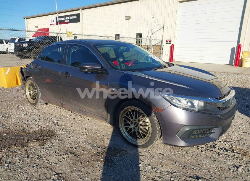 2017 Honda Civic EX (VIN 19XFC2F75HE008177) main photo