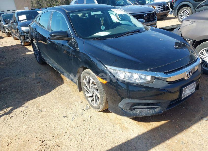 2017 Honda Civic EX (VIN 19XFC2F75HE027327) main photo