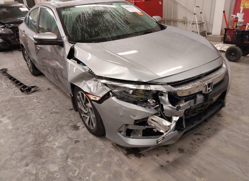 Photo 17 of 2017 Honda Civic EX (VIN 19XFC2F75HE033712)