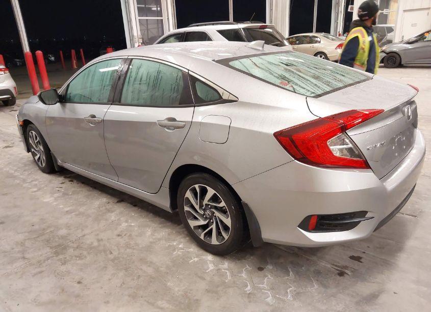 Photo 3 of 2017 Honda Civic EX (VIN 19XFC2F75HE033712)