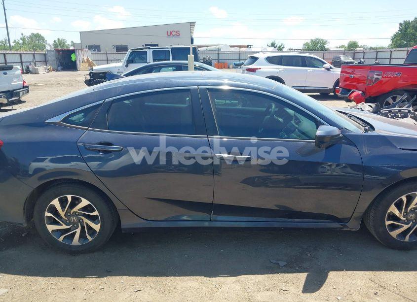 Photo 14 of 2017 Honda Civic EX (VIN 19XFC2F75HE064801)