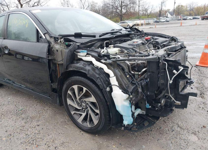 Photo 18 of 2017 Honda Civic EX (VIN 19XFC2F75HE076544)