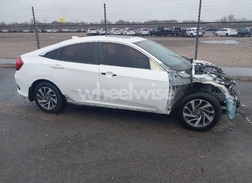 Photo 14 of 2017 Honda Civic EX (VIN 19XFC2F75HE080691)