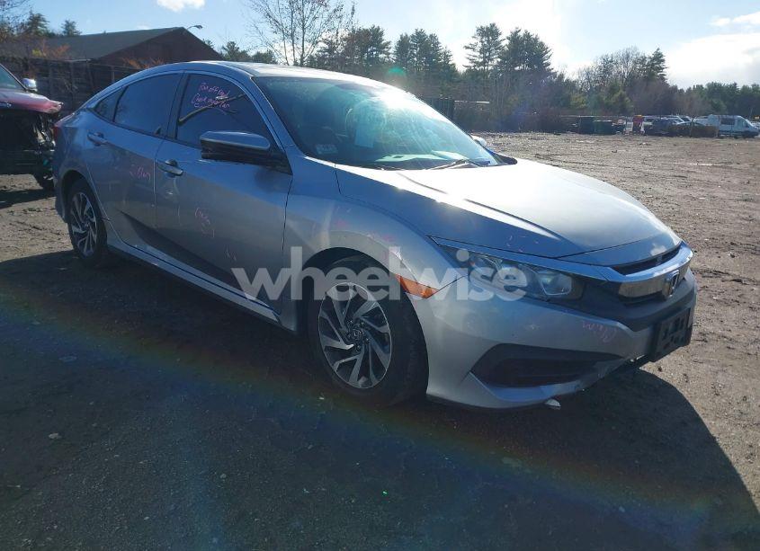 2017 Honda Civic EX (VIN 19XFC2F75HE220304) main photo