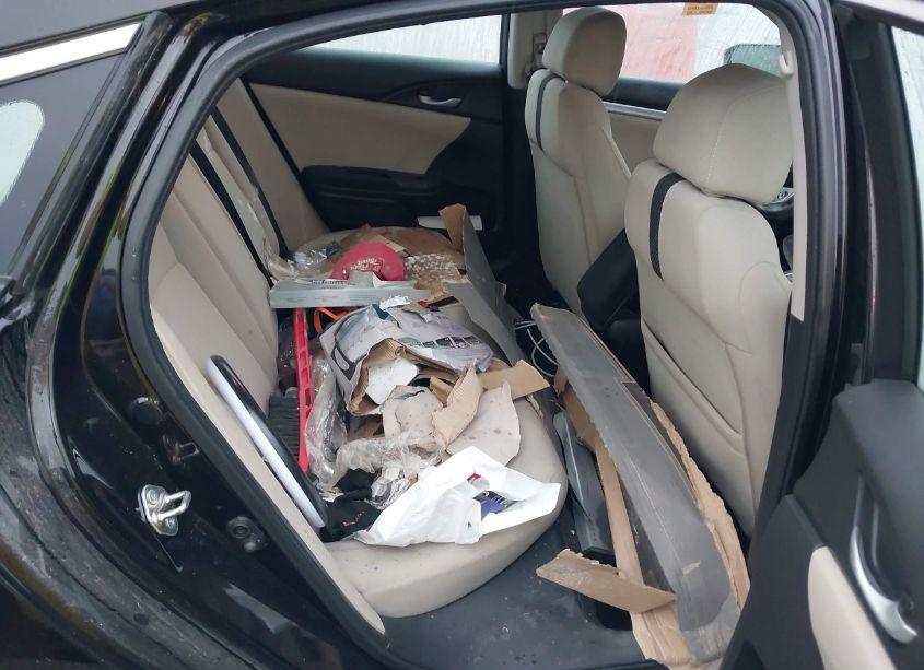 Photo 8 of 2018 Honda Civic EX (VIN 19XFC2F75JE023574)