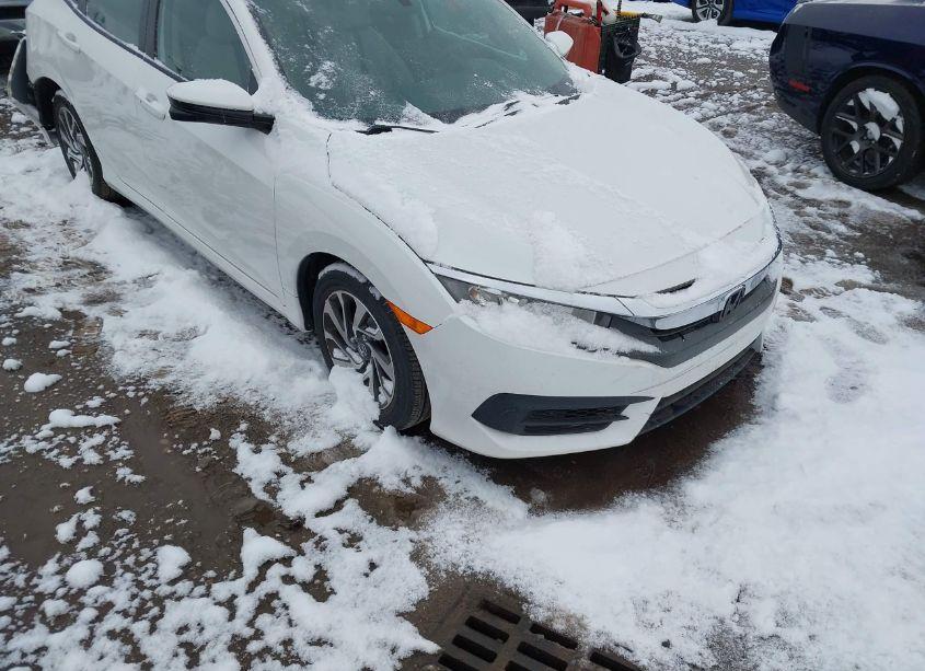 2016 Honda Civic EX (VIN 19XFC2F76GE071321) main photo