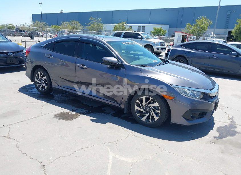 2016 Honda Civic EX (VIN 19XFC2F76GE217376) main photo