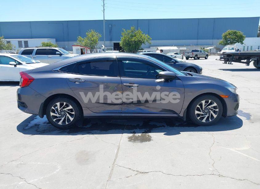 Photo 13 of 2016 Honda Civic EX (VIN 19XFC2F76GE217376)