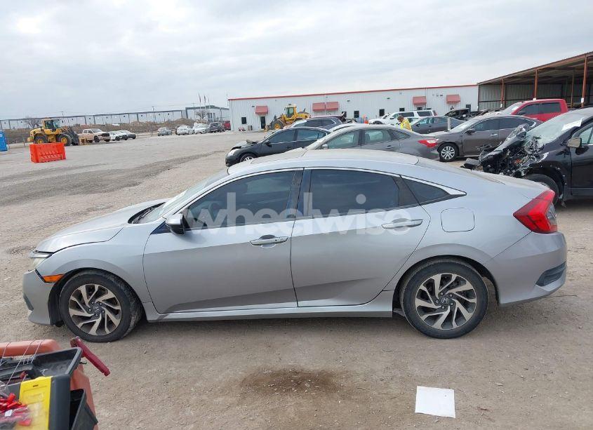 Photo 14 of 2016 Honda Civic EX (VIN 19XFC2F76GE225879)