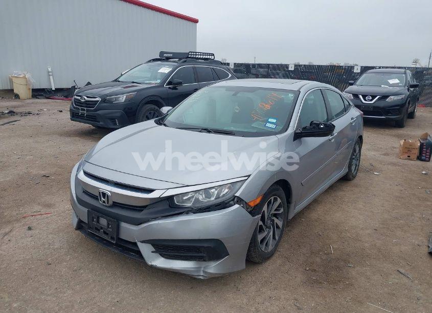 Photo 2 of 2017 Honda Civic EX (VIN 19XFC2F76HE009368)