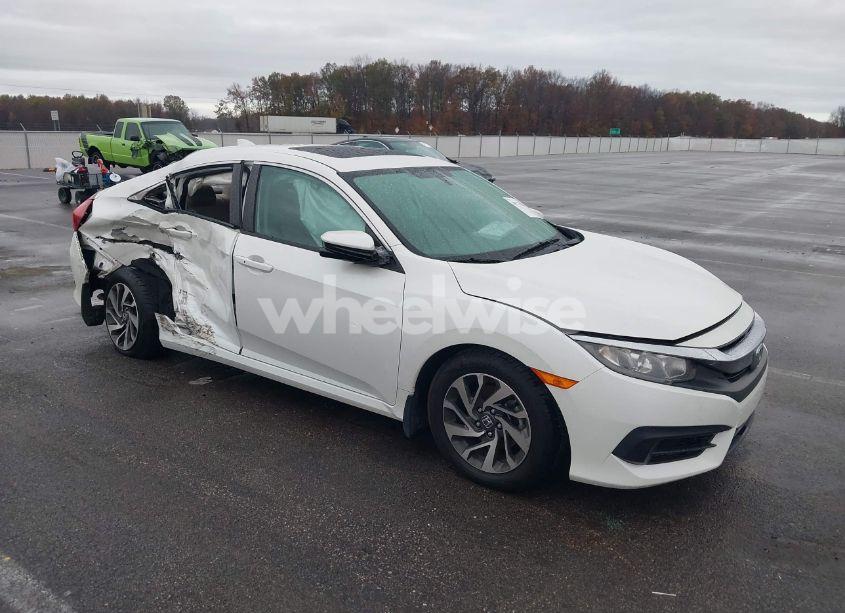2017 Honda Civic EX (VIN 19XFC2F76HE014182) main photo