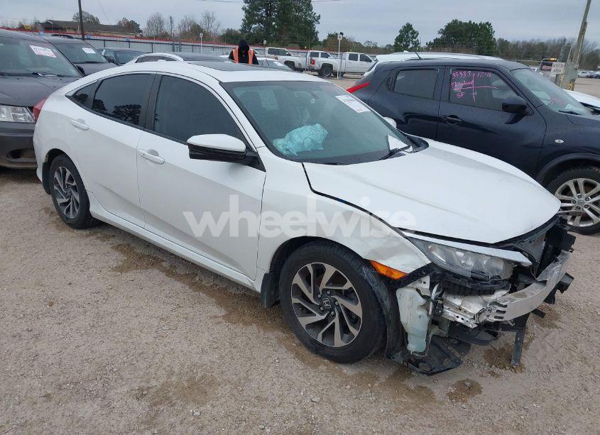 2017 Honda Civic EX (VIN 19XFC2F76HE016434) main photo