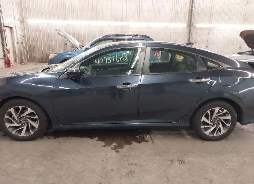 Photo 15 of 2017 Honda Civic EX (VIN 19XFC2F76HE020127)