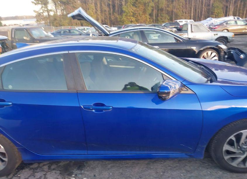 Photo 13 of 2017 Honda Civic EX (VIN 19XFC2F76HE021875)