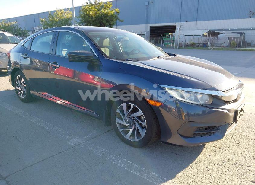 2017 Honda Civic EX (VIN 19XFC2F76HE208856) main photo