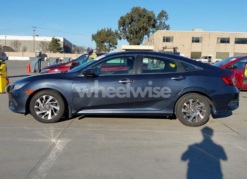 Photo 14 of 2017 Honda Civic EX (VIN 19XFC2F76HE208856)