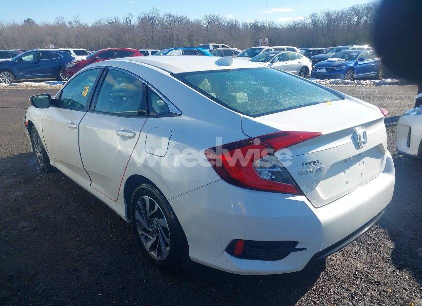 Photo 3 of 2017 Honda Civic EX (VIN 19XFC2F76HE211871)