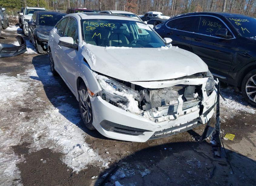Photo 6 of 2017 Honda Civic EX (VIN 19XFC2F76HE211871)
