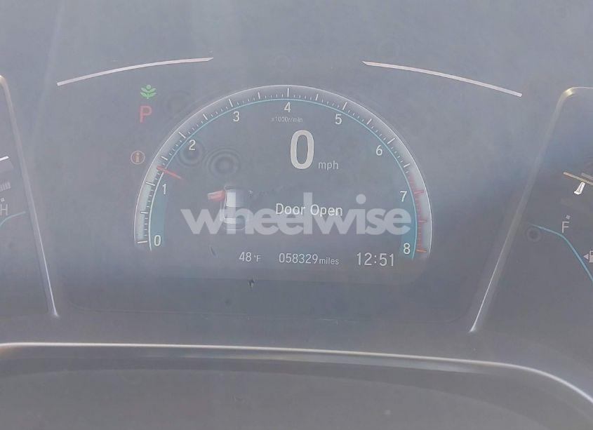 Photo 7 of 2017 Honda Civic EX (VIN 19XFC2F76HE211871)