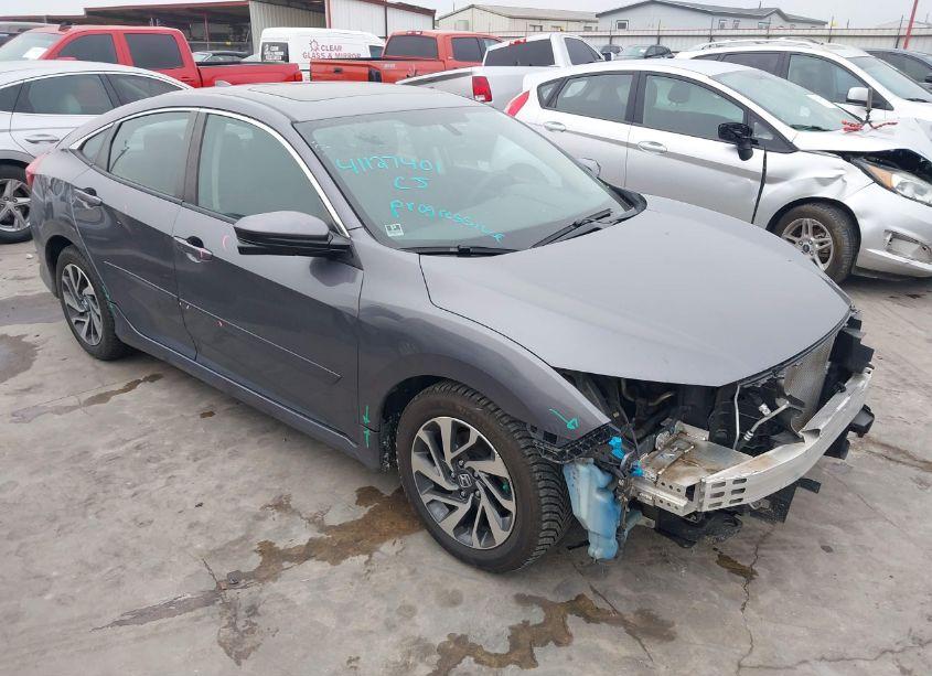 2018 Honda Civic EX (VIN 19XFC2F76JE002121) main photo