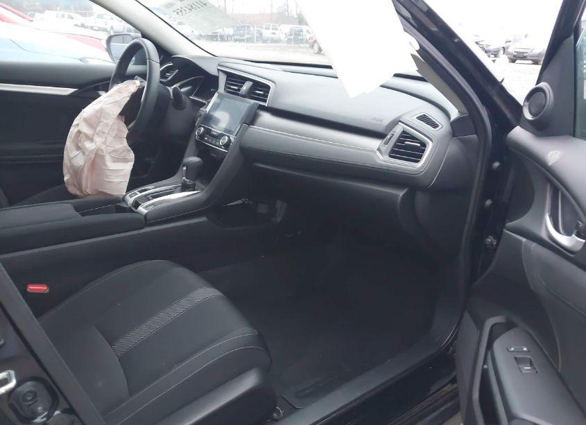 Photo 5 of 2018 Honda Civic EX (VIN 19XFC2F76JE018996)