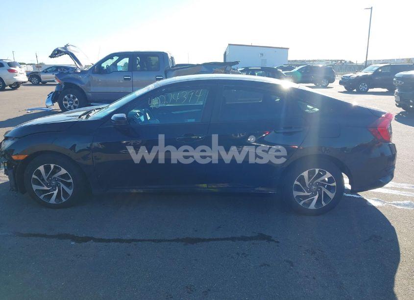 Photo 15 of 2018 Honda Civic EX (VIN 19XFC2F76JE039444)