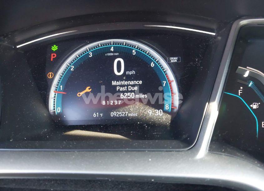 Photo 16 of 2018 Honda Civic EX (VIN 19XFC2F76JE039444)