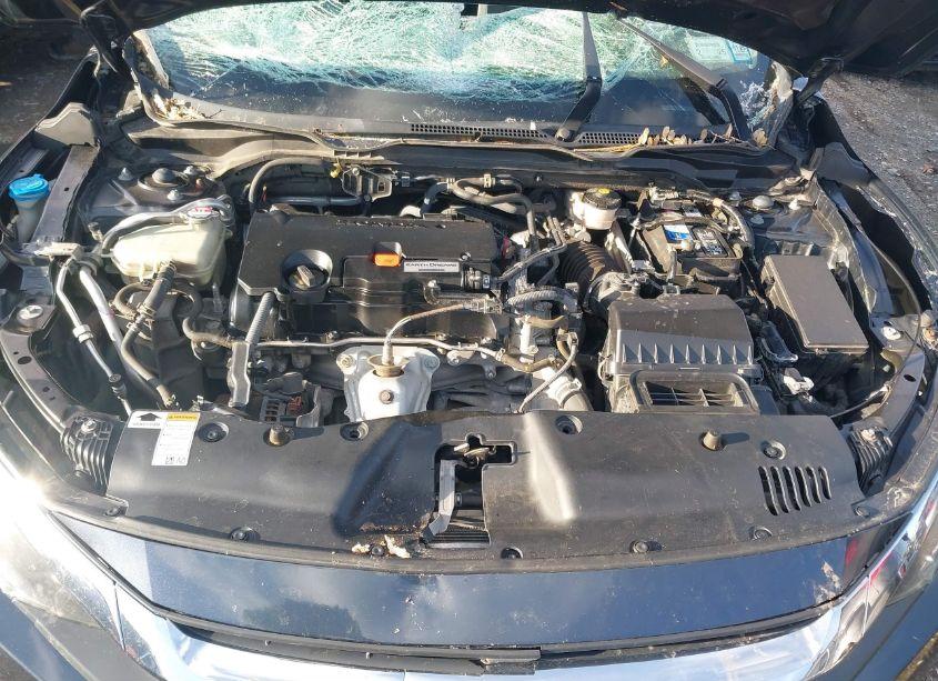 Photo 10 of 2018 Honda Civic EX (VIN 19XFC2F76JE203873)