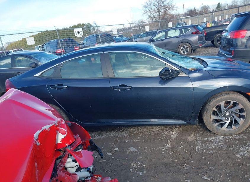 Photo 13 of 2018 Honda Civic EX (VIN 19XFC2F76JE203873)